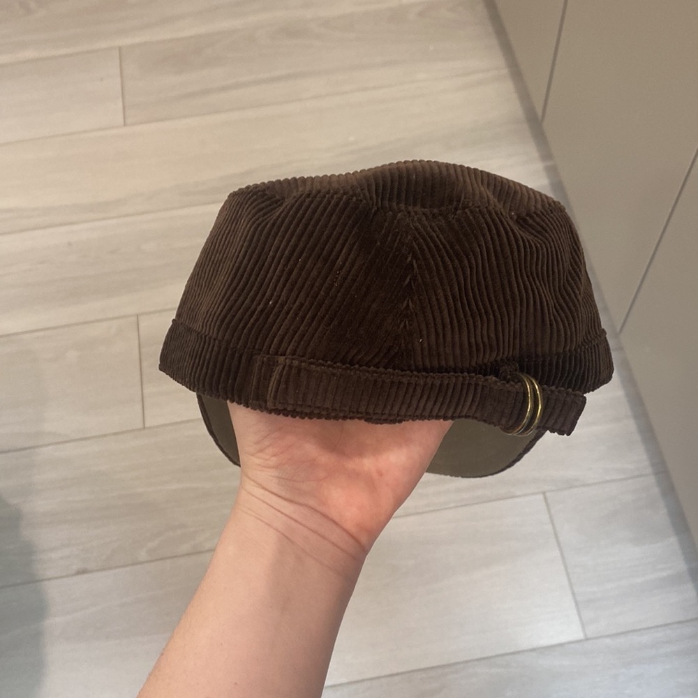 Burberry hat - Picture 4 of 7